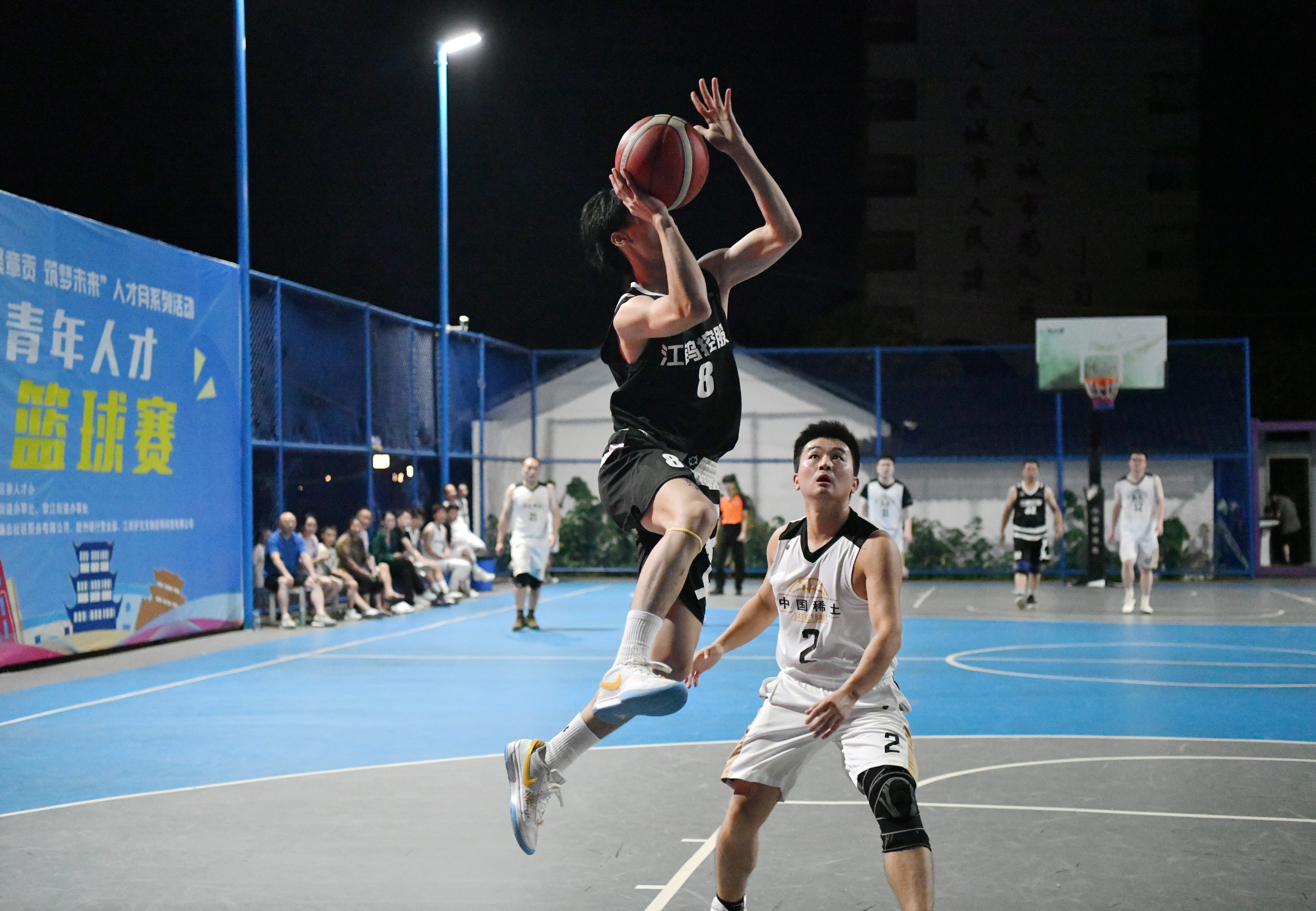以“体育+科技”助推青少年篮球智慧教育