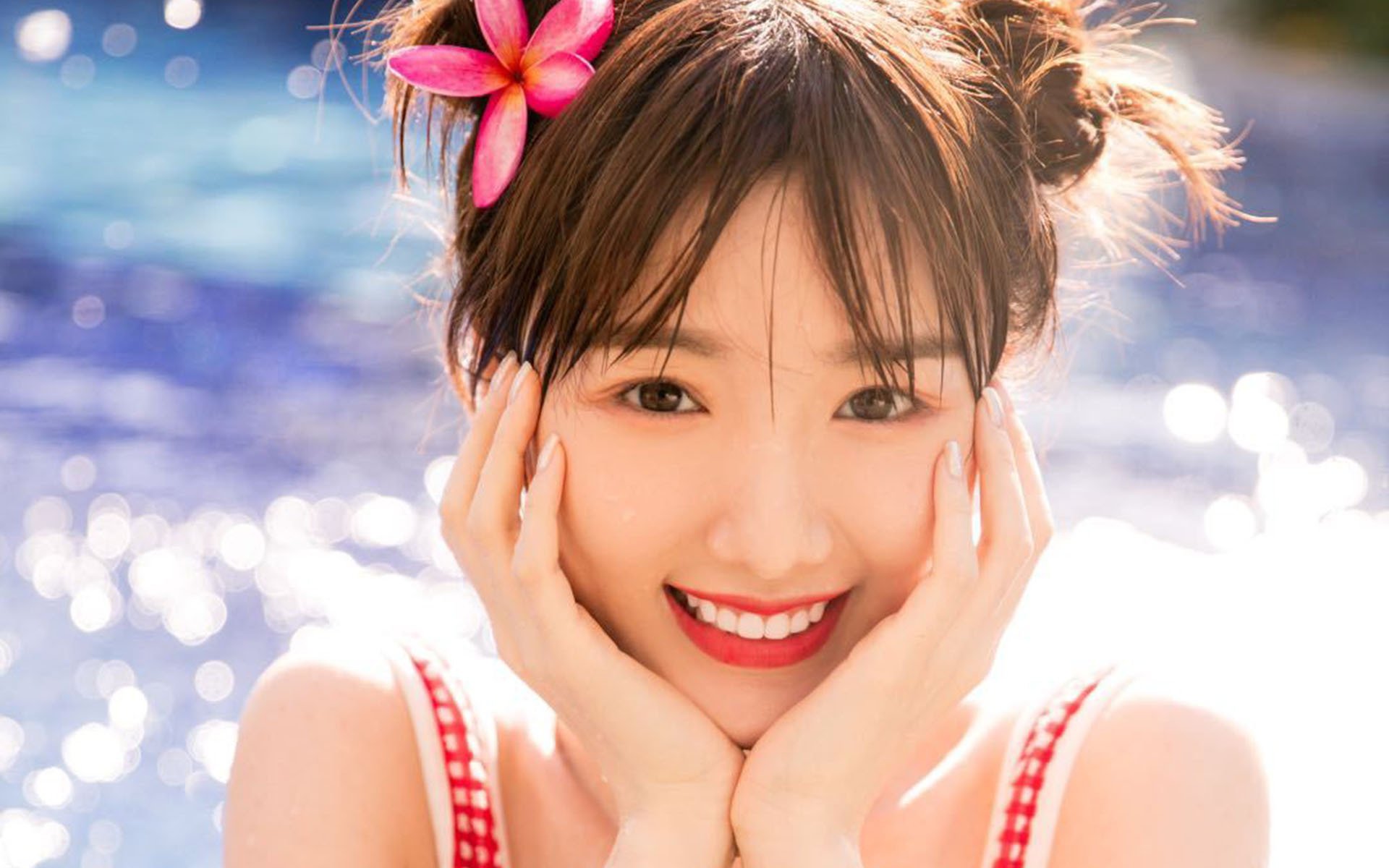 女足比赛中，中国队员赵某连入两球，中国女子足球队问责