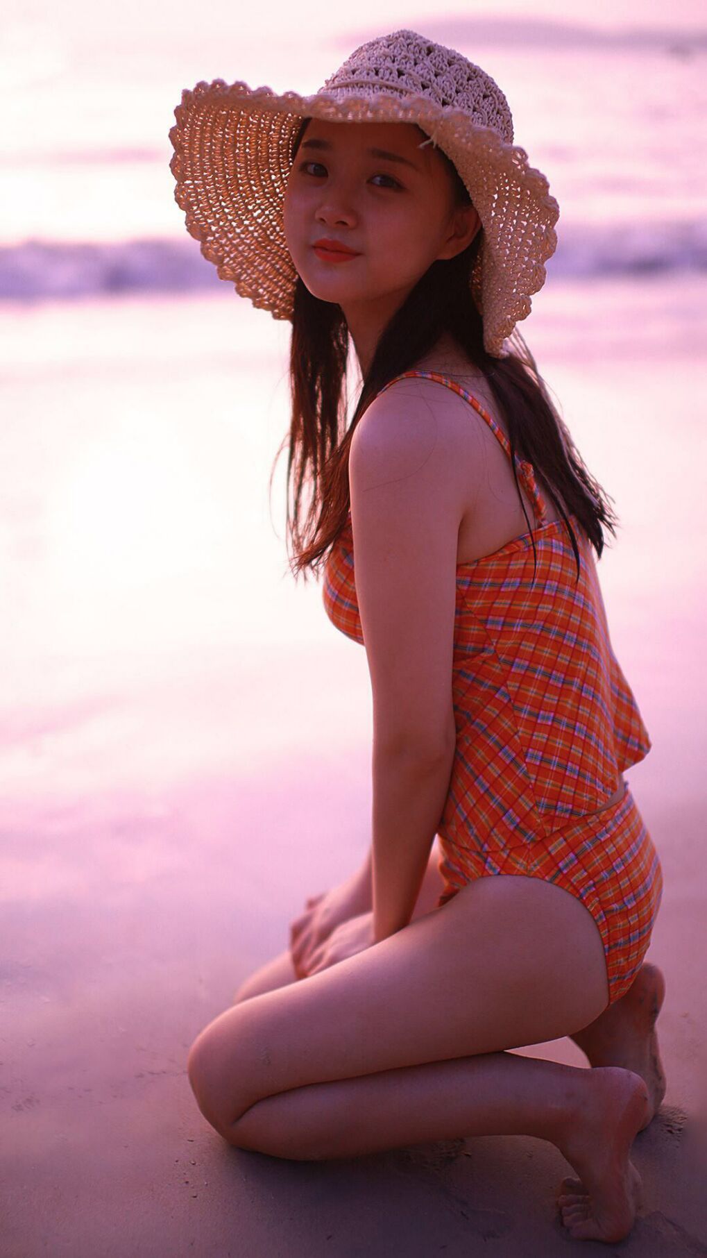 四国蝶泳换气频率战术对比图，蝶泳的换气