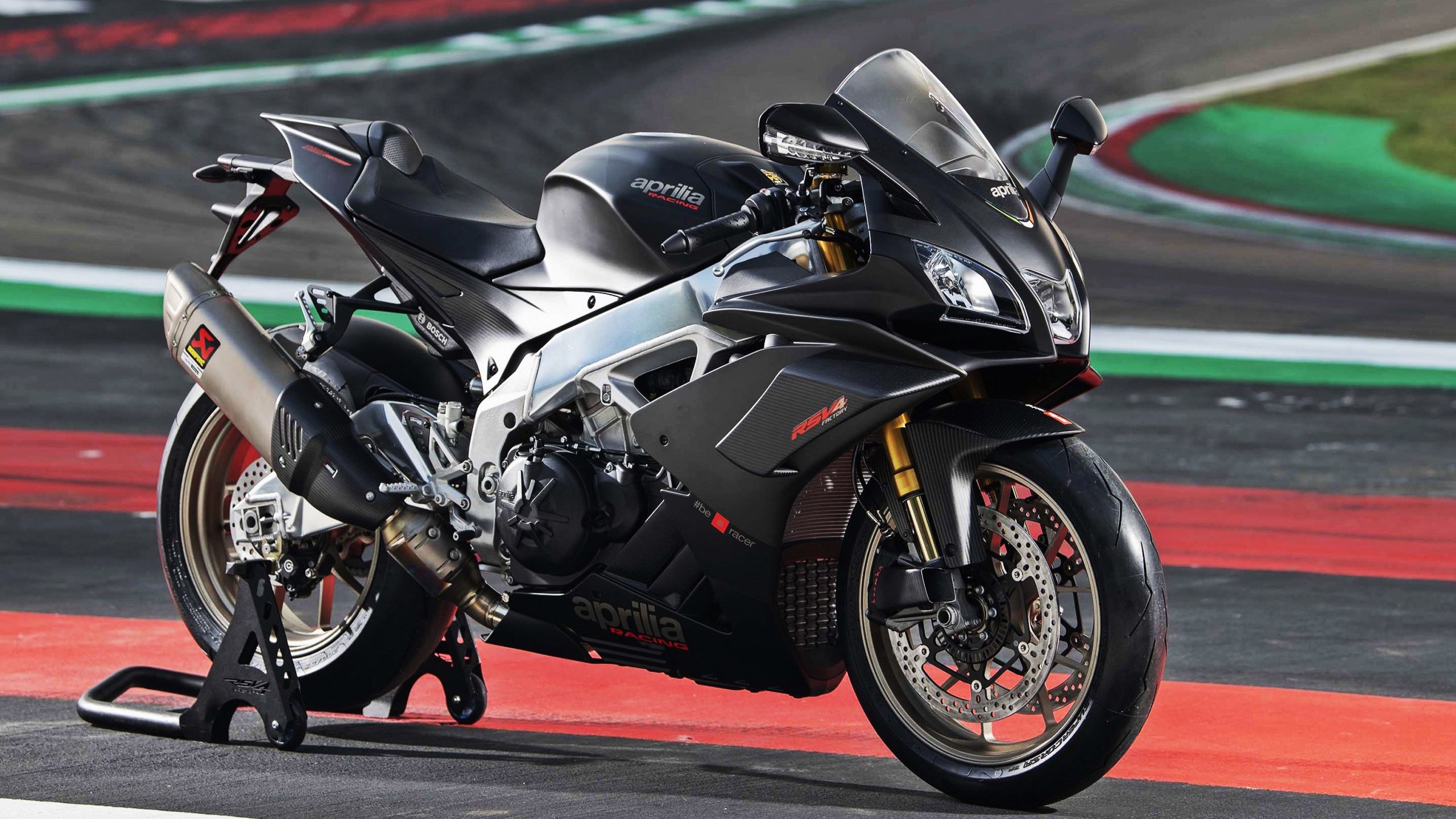 决赛焦点 阿莱克西不惧强敌冲线，阿莱克西亚第一形态