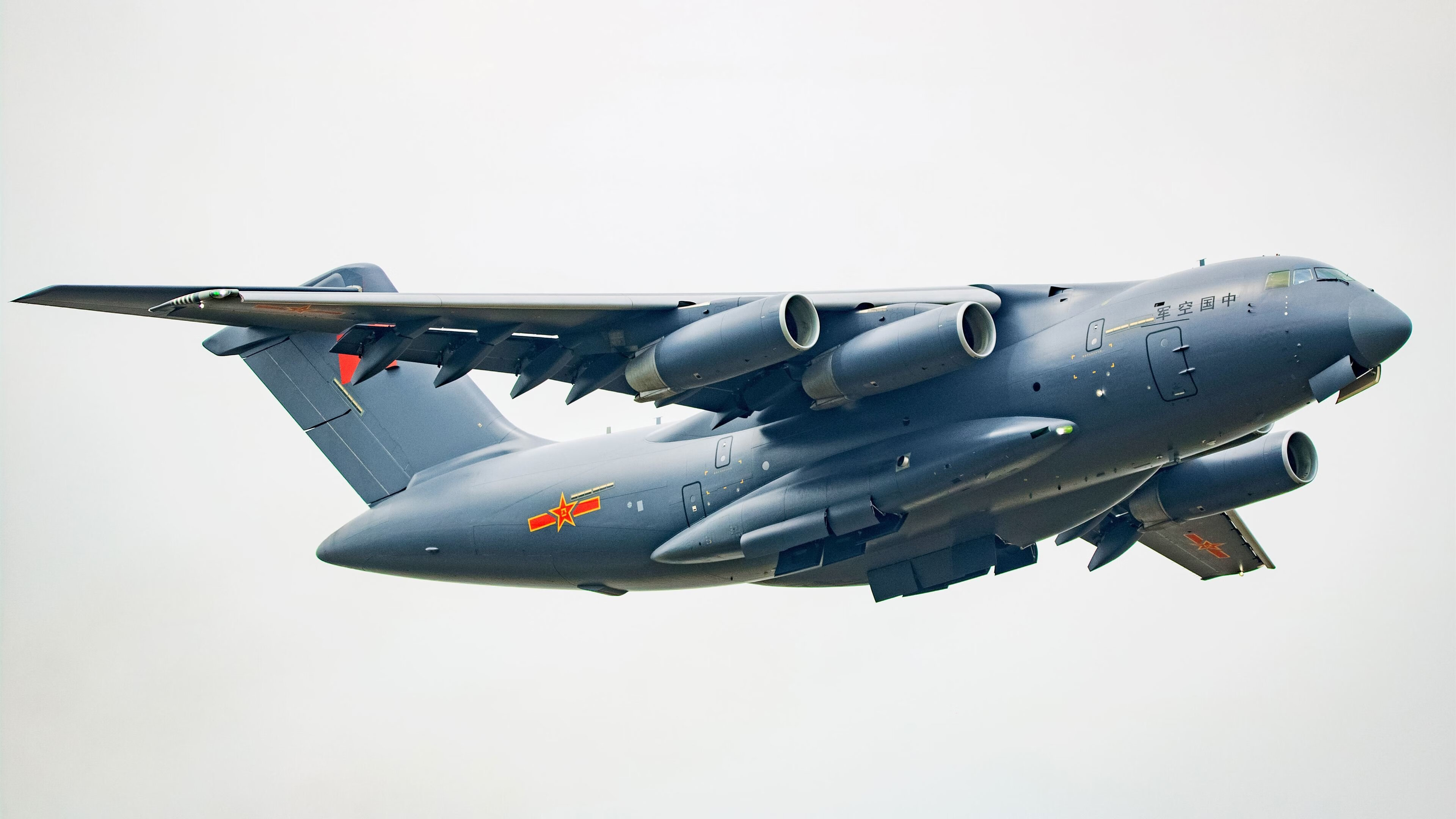 波尔曼凭借精准传球与突破力，成为袋鼠队进攻核心，波尔曼是什么意思