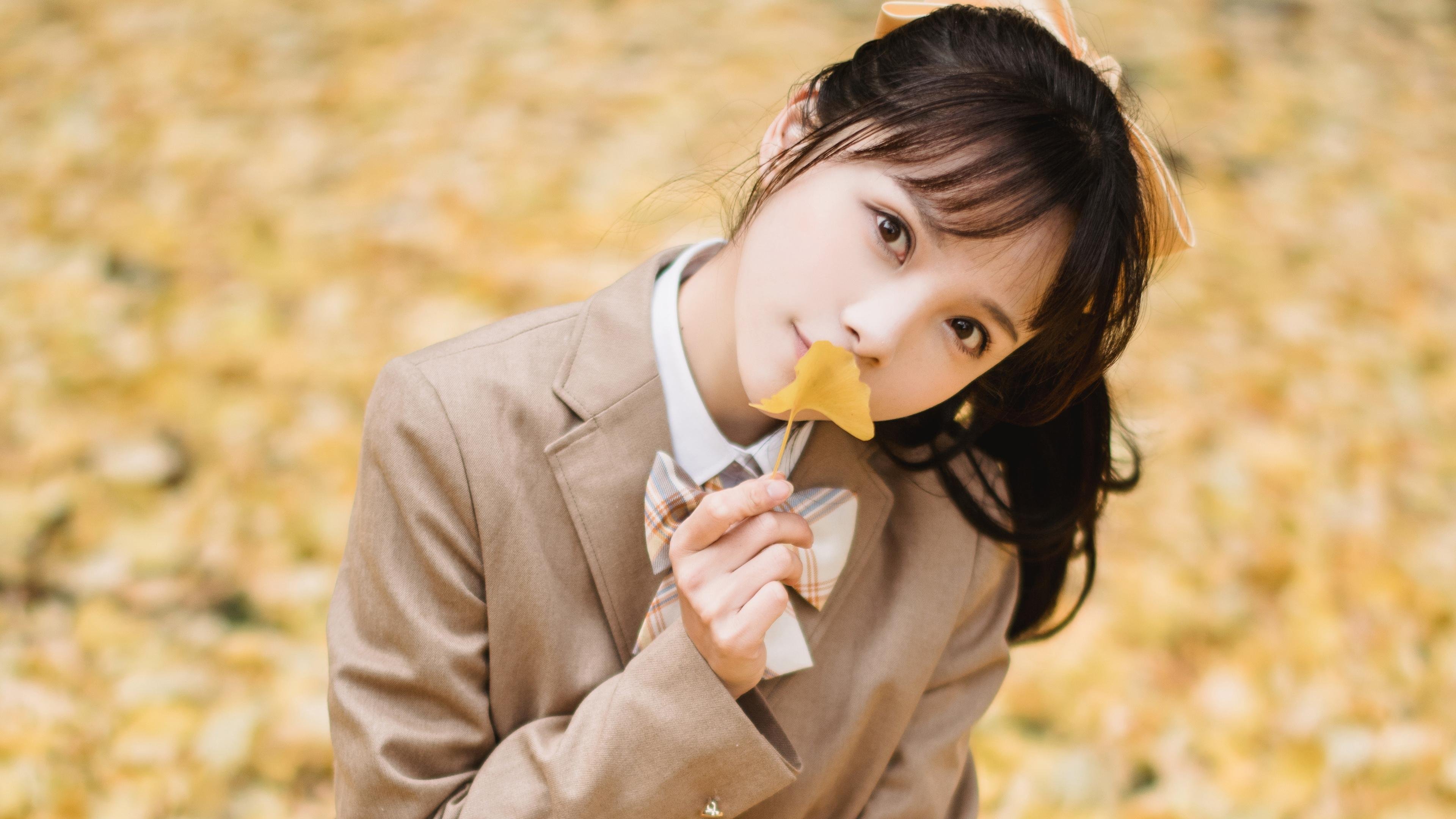 瑞士蛙泳选手冲刺强劲，瑞士游泳池