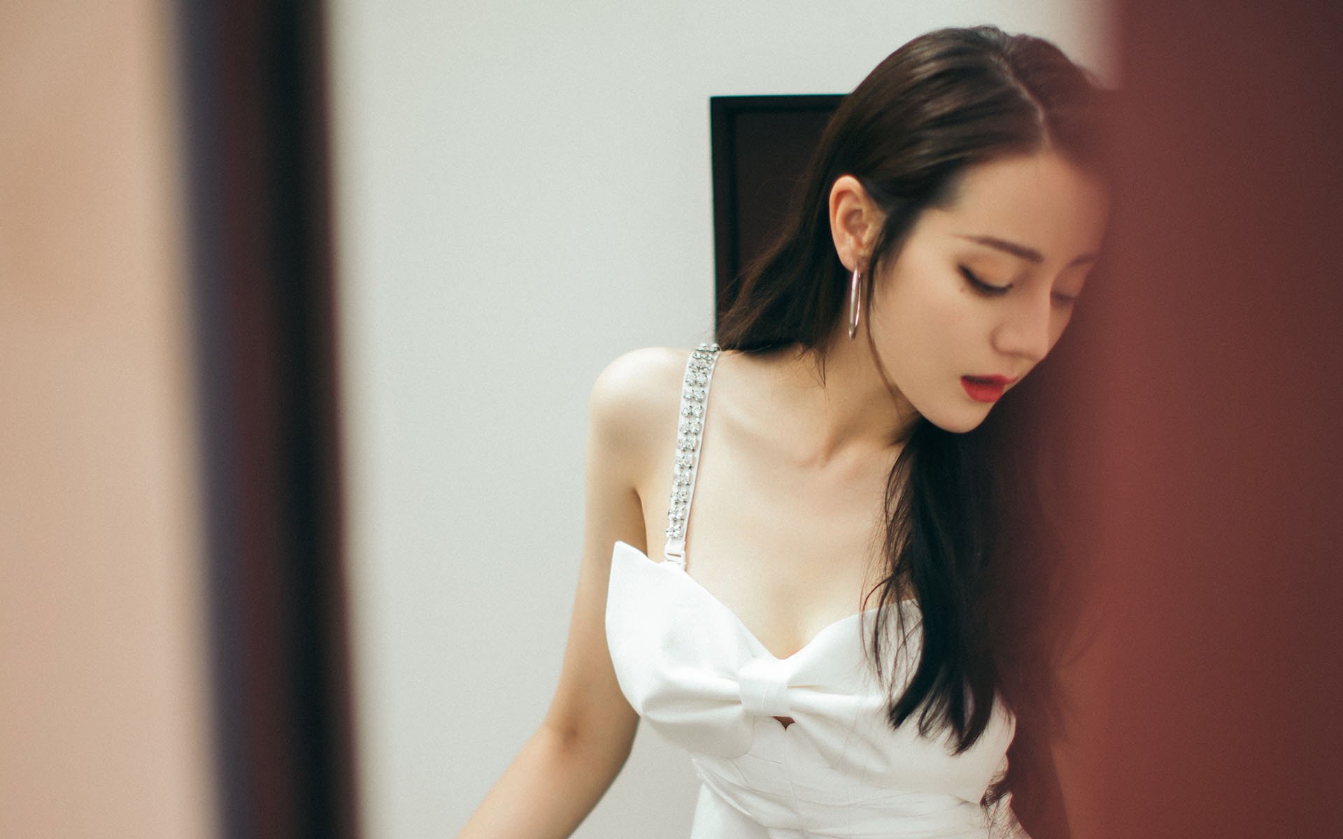 陈芋汐10米跳台决赛技术细节解析，跳水选手陈芋汐身高